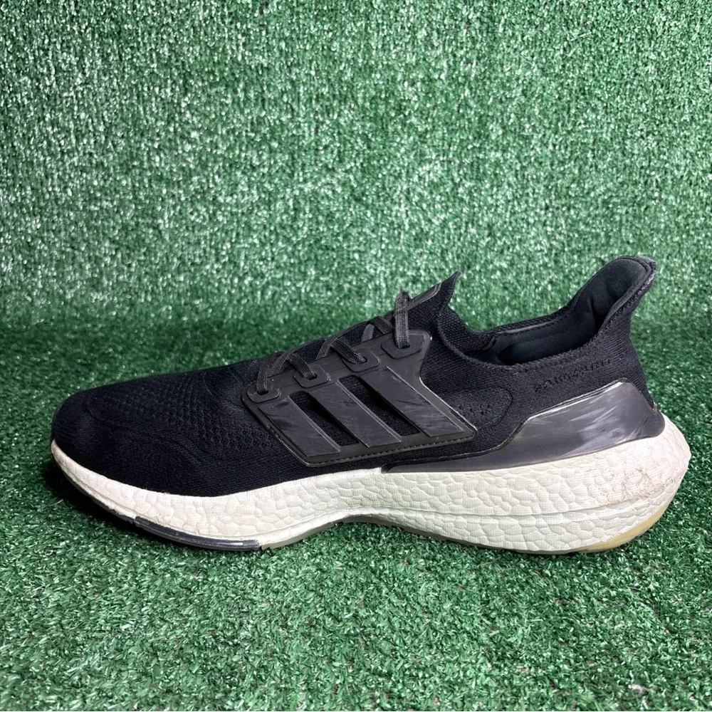 Adidas UltraBoost 21 Men Size 12 Core Black White Athletic Sneakers Shoes FY0378